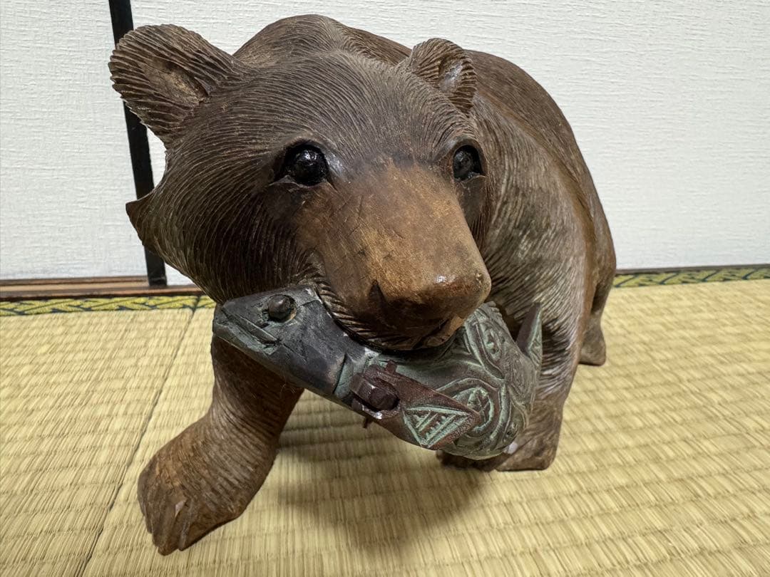 熊　木彫り　アイヌ　北海道