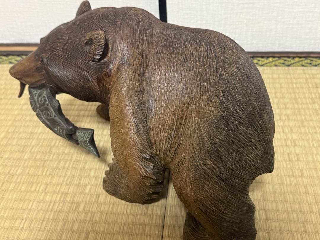 熊　木彫り　アイヌ　北海道