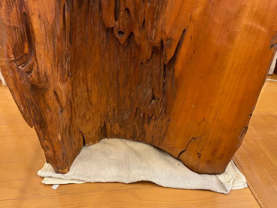 衝立　一刀彫　木彫り彫刻　天然木　間仕切り 和風 オブジェ