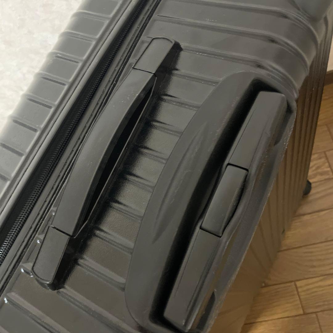 RIMOWA リモワ　82L サルサ　キャリーケース　2輪　851.70 黒