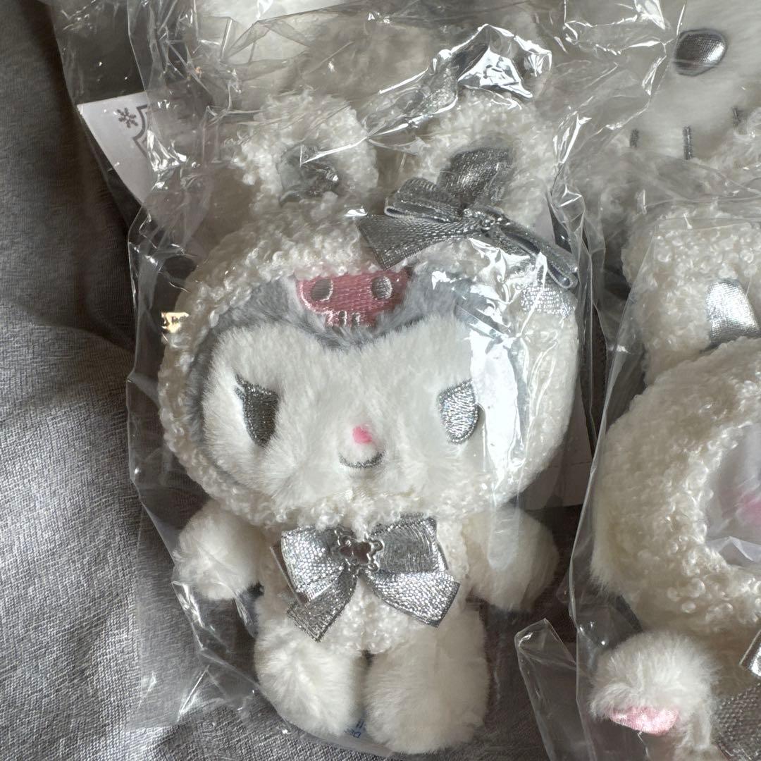 ハローキティ スノーラビット ぬいぐるみ マスコット サンリオ　シナモン クロミ