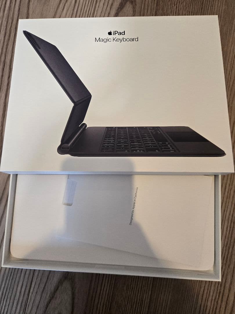 iPad Pro 11インチ 第4世代 128GB キーボード＋ペン（ジャンク）