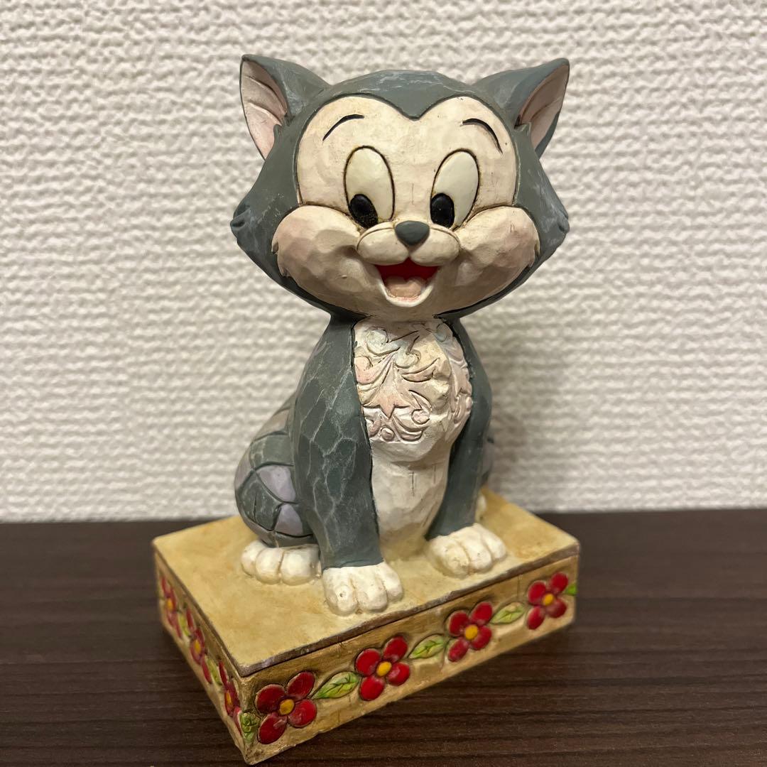 ディズニー トラディション　フィギュア　置き物　フィガロ　ピノキオ