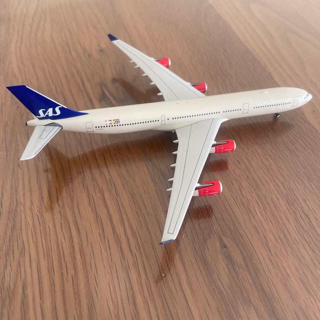 Airbus A340-300 SAS 1:400 スケール