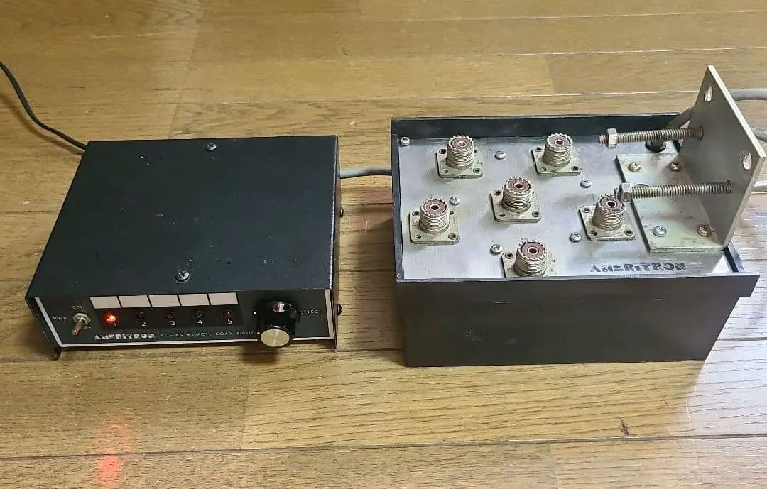 アメリカ・アメリトロン社製 RCS-8V 5回路アンテナ切替器