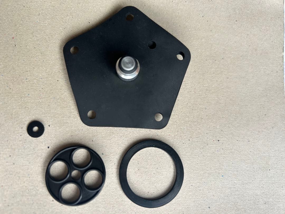 gt380 gt550 gt750 初期型バラキャブ用コック　OHキット