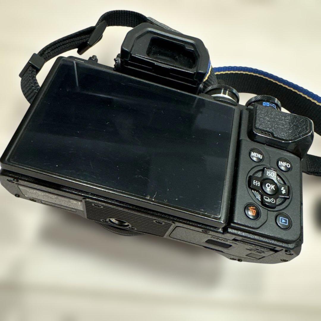 ♡OLYMPUS E-M10 MarkIII♡デジタルカメラ