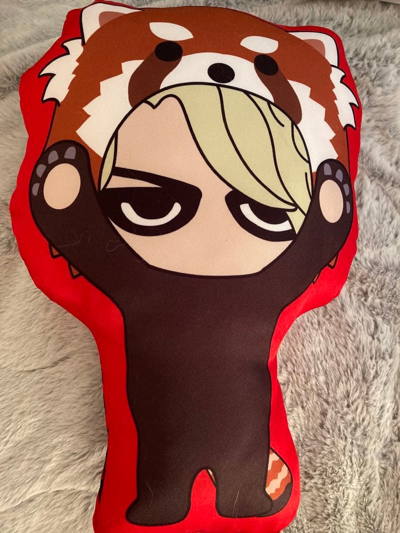 HYDE レッサーパンダ　クッション　原宿限定