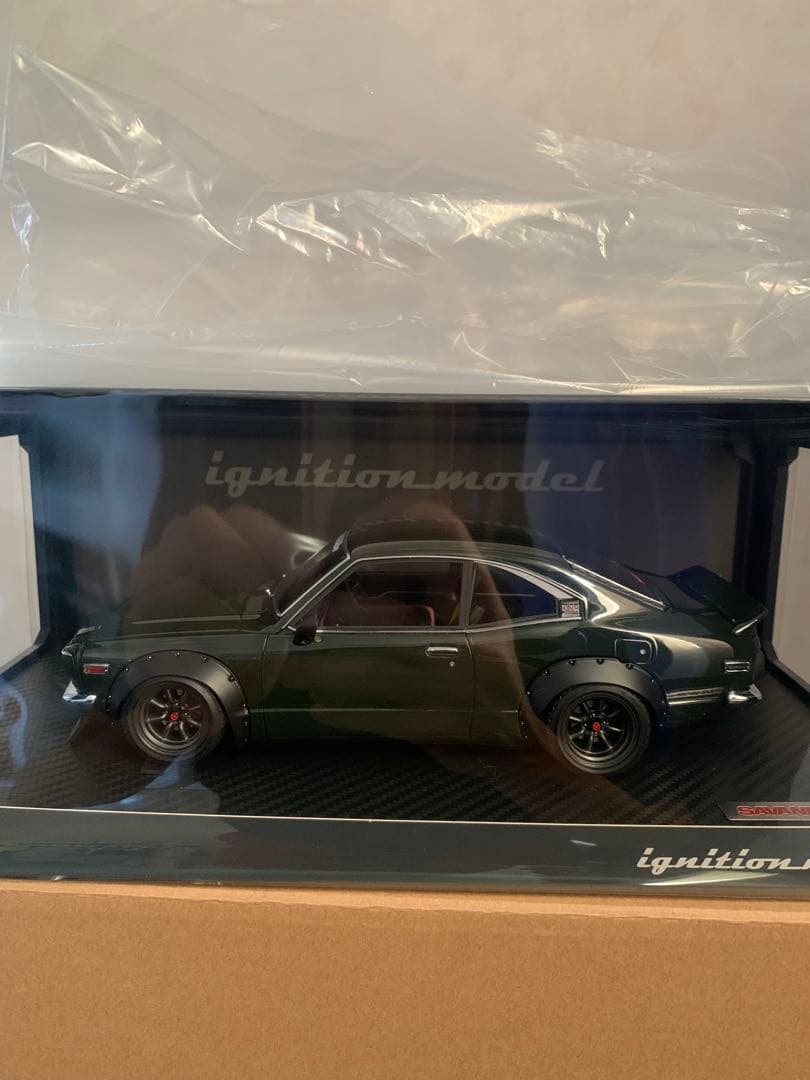 イグニッションモデル1/18マツダサバンナ(S124A)セミワークス　グリーン