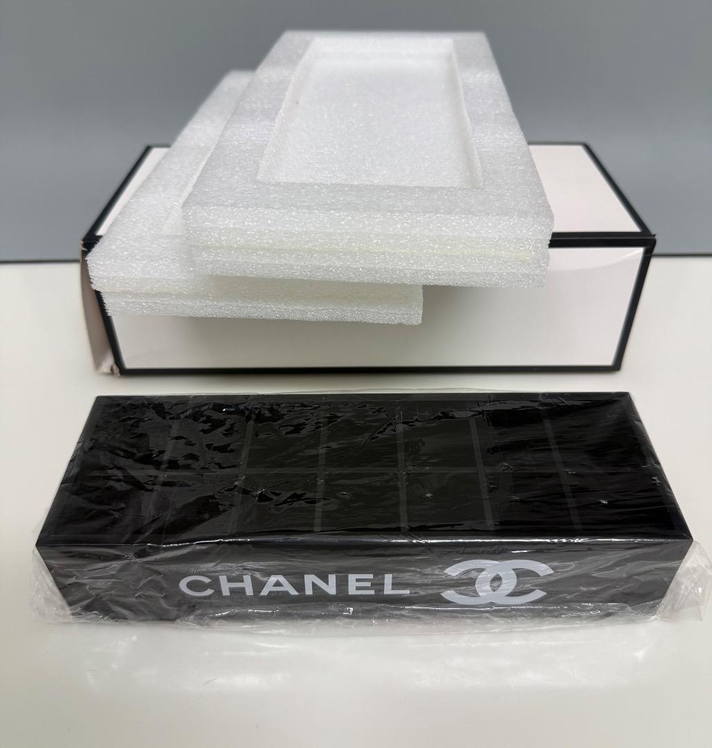 CHANEL コスメスタンド 小物入れ 14仕切