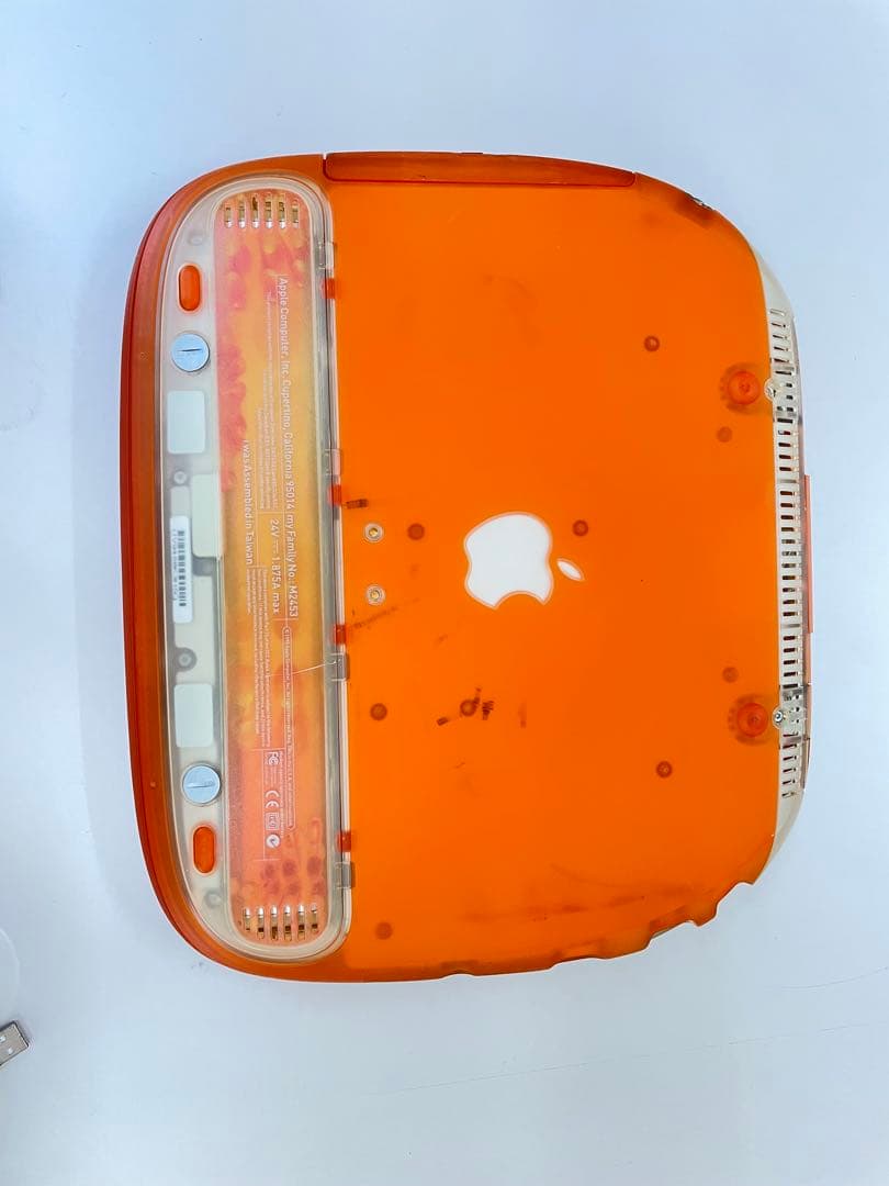 Apple iBook G3クラムシェル