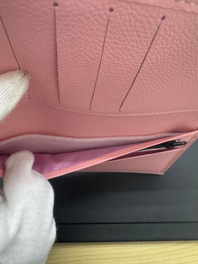 新品　未使用　皇居　ピンク 長財布 菊の御紋