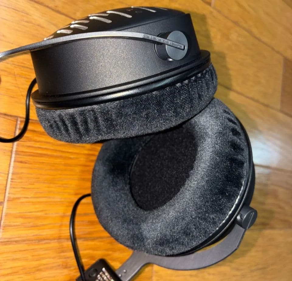 [美品] beyerdynamic DT 1990 PRO