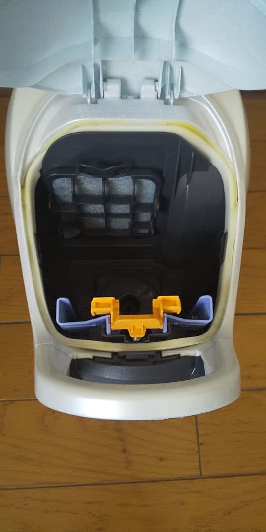 22年製❗軽量型、三菱、紙パック式掃除機(パワーノズル)