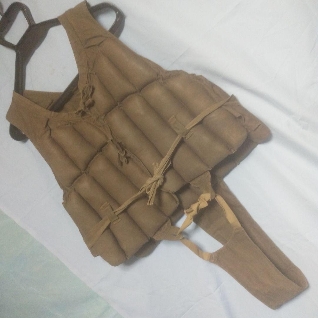 日本海軍航空隊救命胴衣（実物)