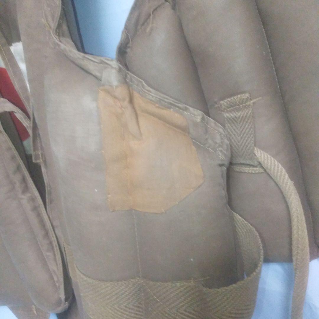 日本海軍航空隊救命胴衣（実物)