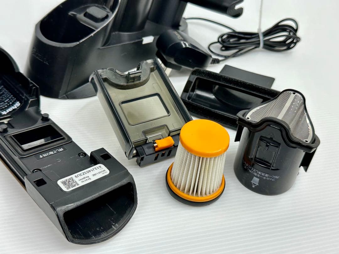 動作保証品　VW251JBZ 中古　格安　シャーク　卓上　ミニ　掃除機　付属品有