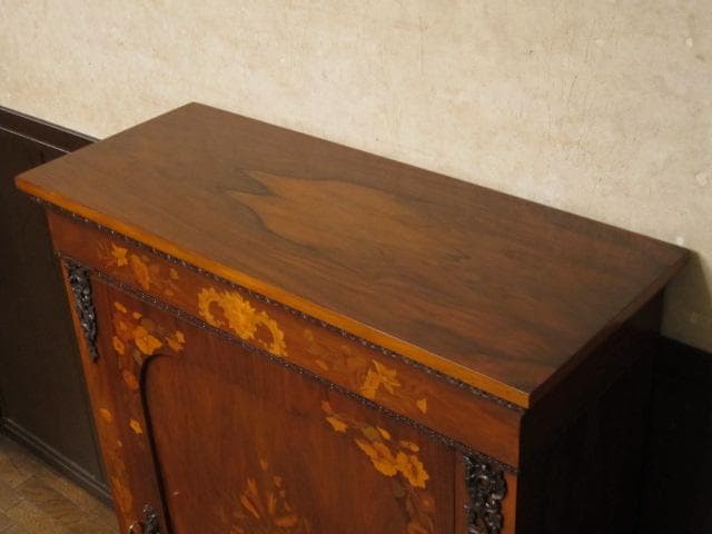 フレンチアンティーク 木象嵌 オルモル装飾 ピアキャビネット 鍵付き