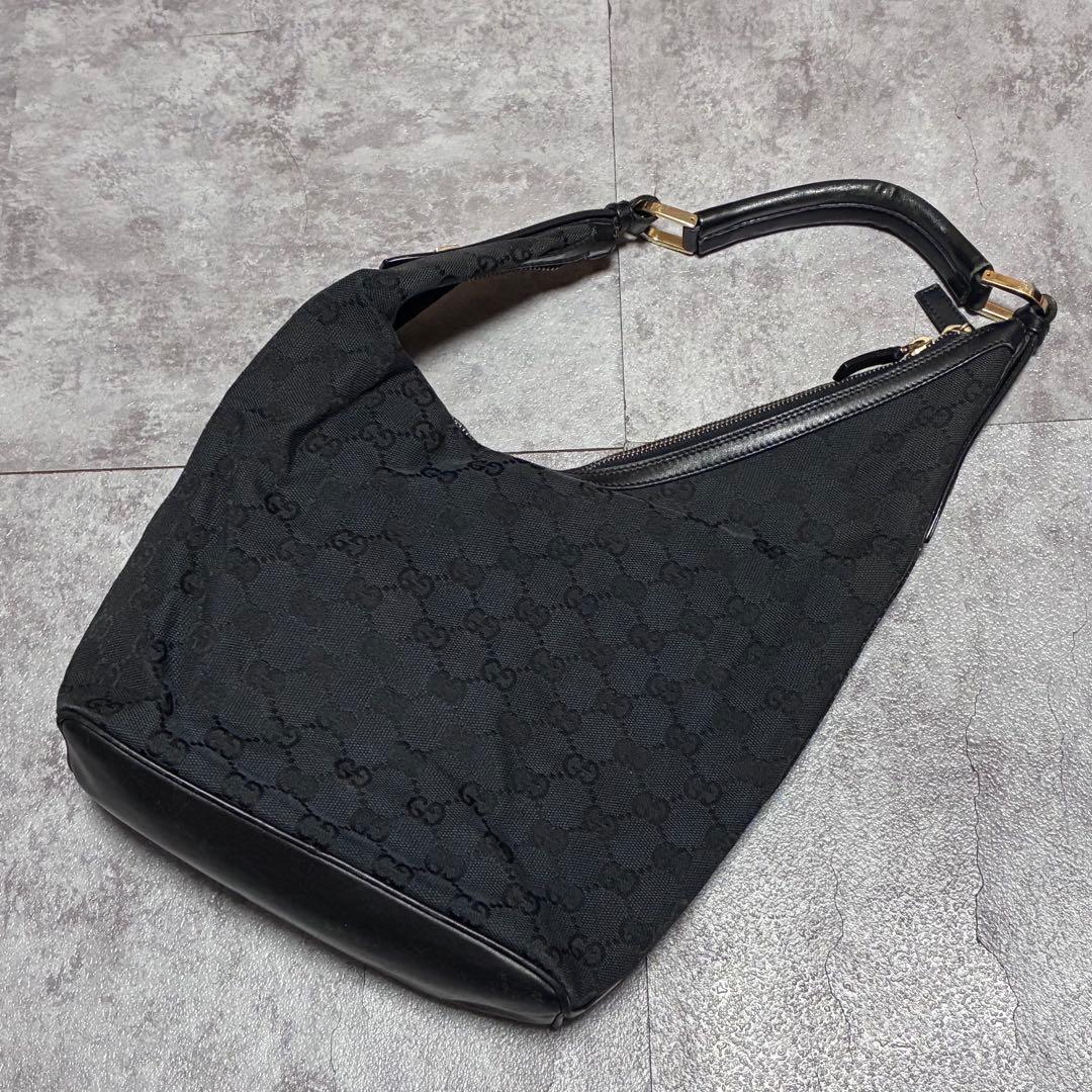 グッチ　ワンショルダーバッグ　ブラック　ggキャンバス　総柄　変形　レザー