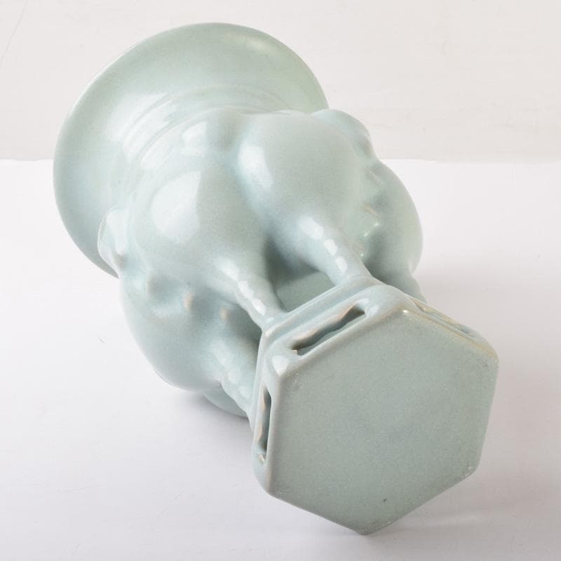 中国　龍泉窯　粉青釉　羊形瓶　高さ約30.5cm　時代箱付　C　7178A