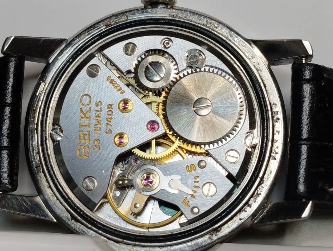 【昭和国産腕時計】 セイコーロードマーベル　23石　秒針規正付き　OH済み