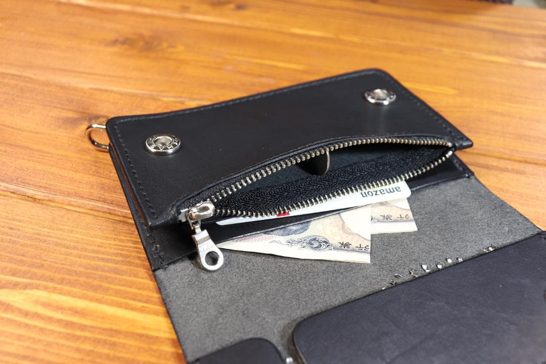 フラワースタッズ　ミドルトラッカーウォレット 　ハトメ小判カン付き