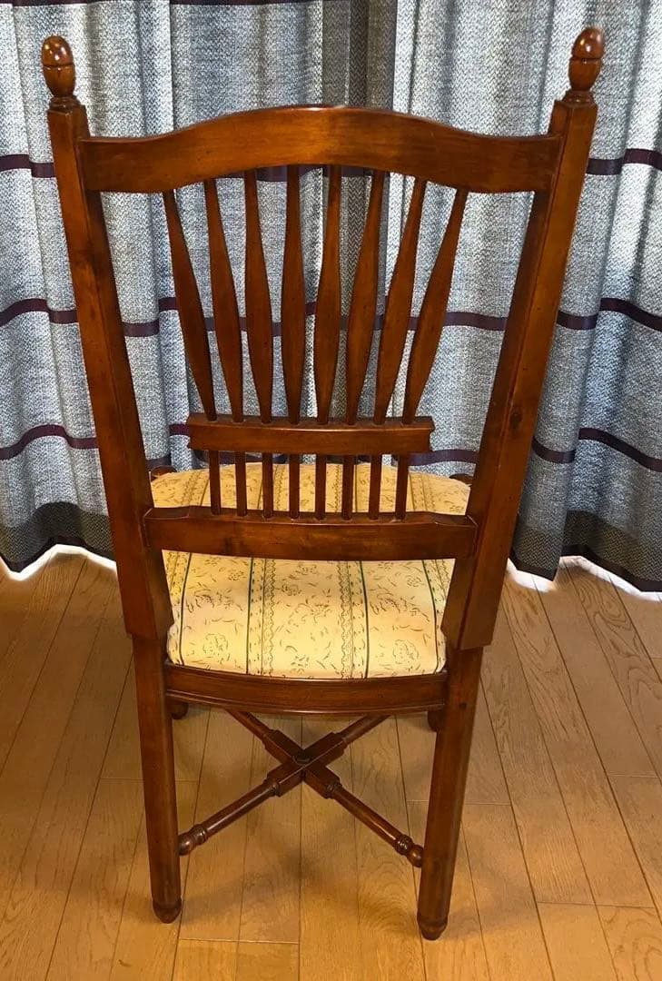 リンホーリン椅子　②