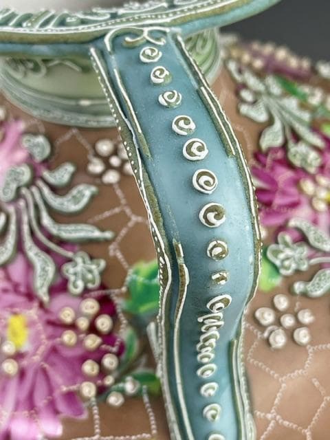 【希少】オールドニッポン 花絵地 一陳盛上げ アールヌーボー様式 花瓶 盛り上げ