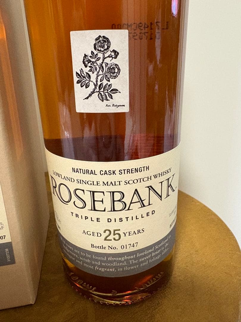 ローズバンクROSEBANK 25年 シングルモルトウイスキー