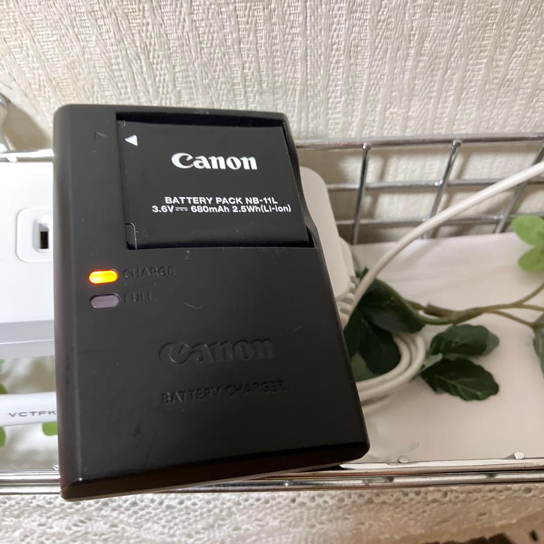 Canon キャノン IXY160 コンデジ　シルバー　PC2196