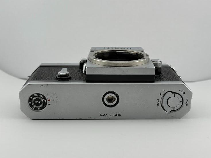 ★美品★ ニコン NIKON F アイレベル 中期型 ボディ シルバー