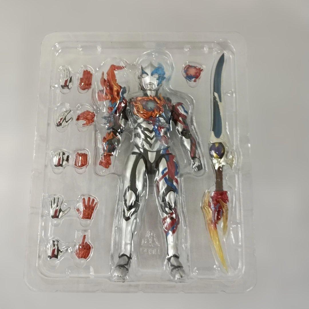 S.H.Figuarts ウルトラマンブレーザー ファードランアーマー
