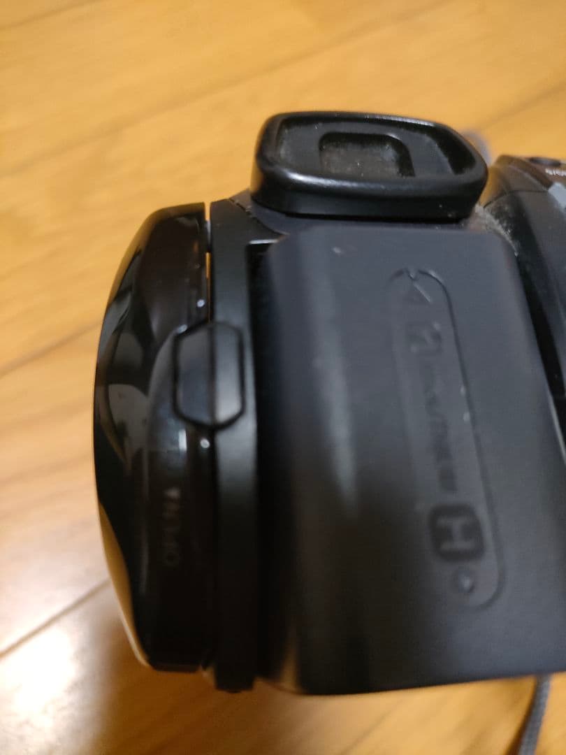 T*g様 大容量120GBHDビデオカメラ SONY Handycam HDR-