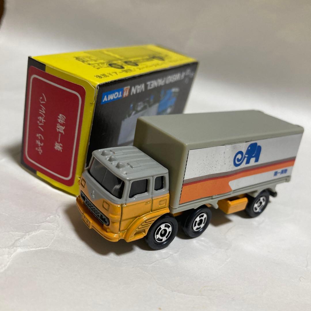 トミカトラックフェア10台セットです。未使用、展示品です。