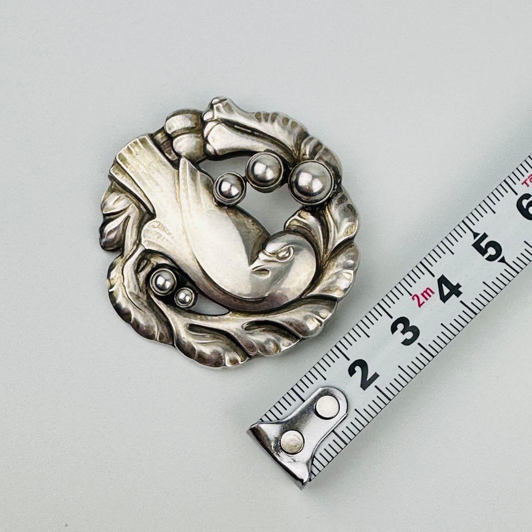 美品　ジョージジェンセン シルバー925 鳥と葉のブローチ　コサージュ　ロゴ