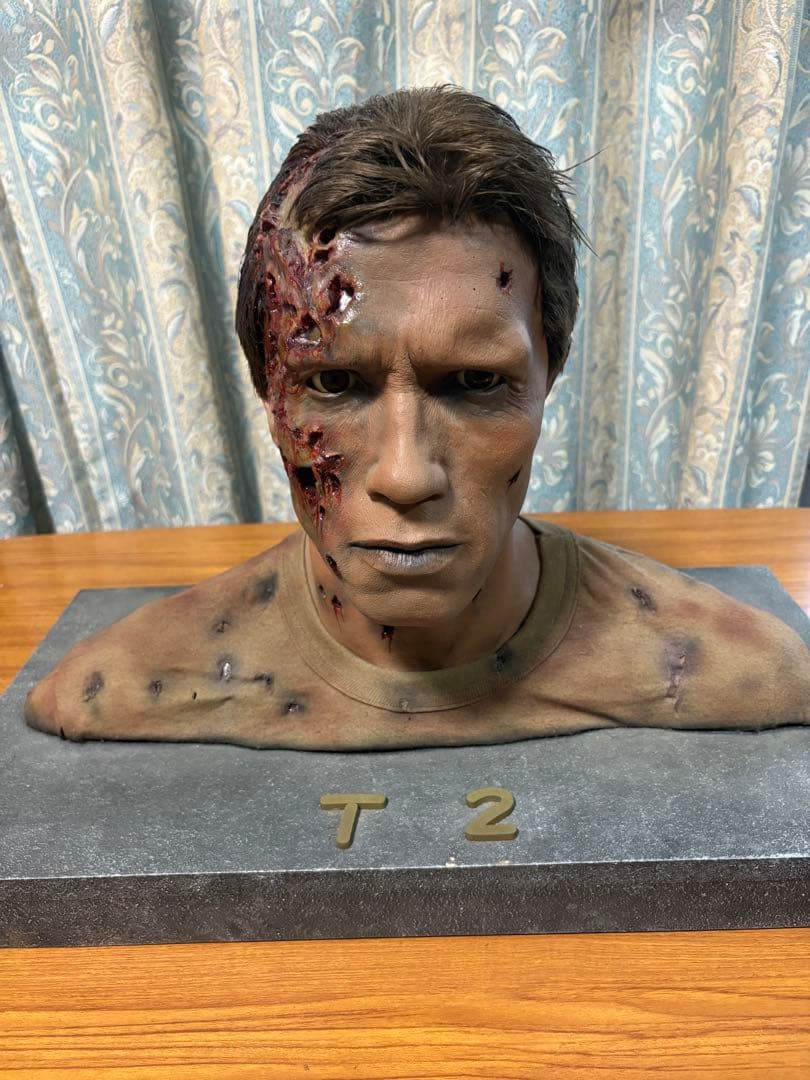 T2 ターミネーター　アーノルド・シュワルツェネッガー　ライフサイズバスト