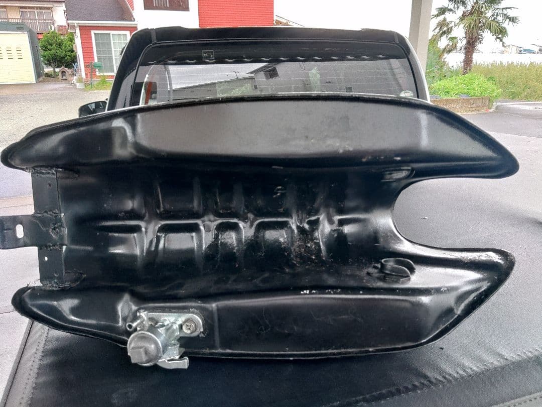 Yamaha バイクタンク 黒 ストライプ