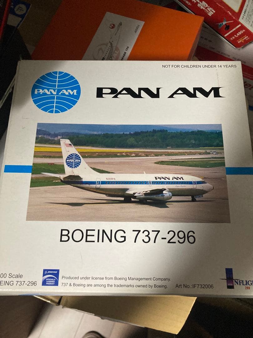 f*0様 限定SALE‼️1/200 PAN AM ボーイング737-200