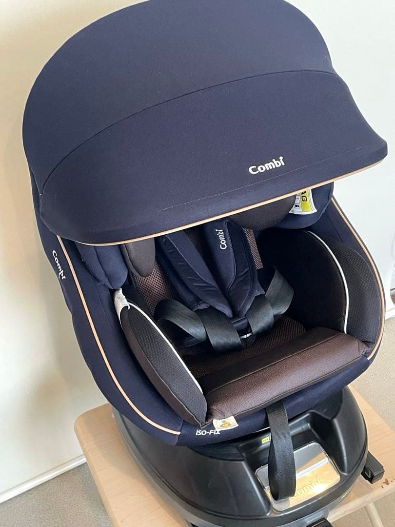 美品★コンビ★クルムーヴスマートisofix★エッグショックJG-600