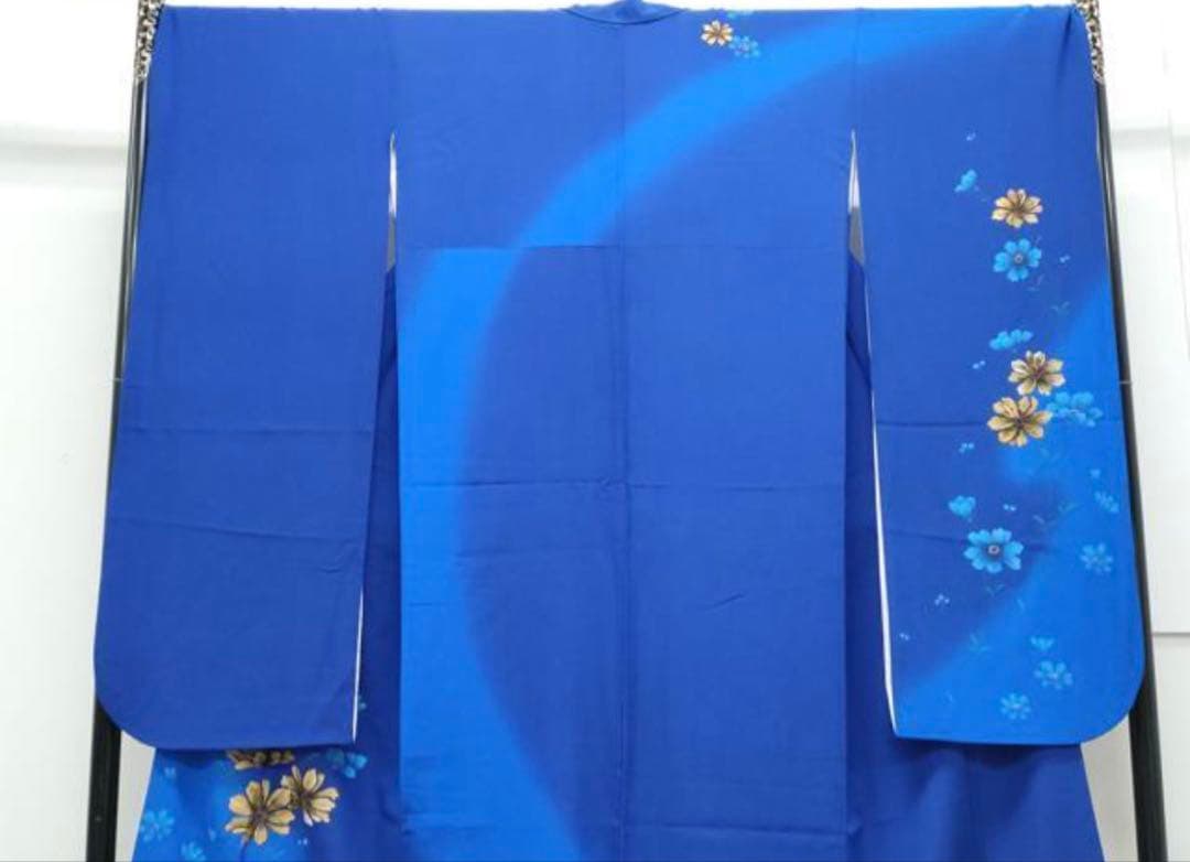 振袖 フルセット6点サイズM〜Ｌ草花文　銀駒彩　正絹