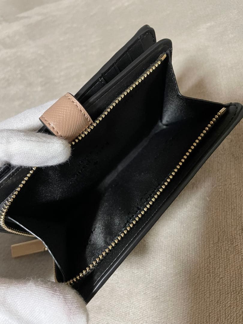 ケイトスペード　二つ折り財布　ブラックべージュ