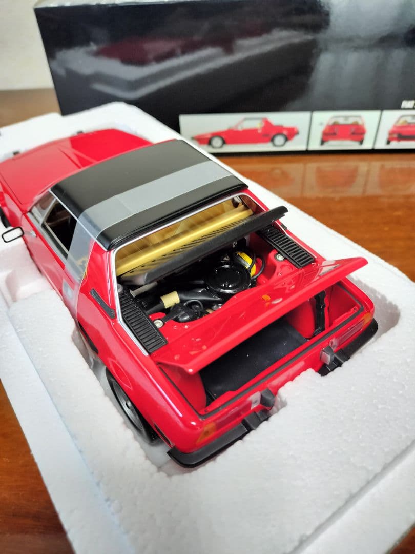 ミニ.チャップス1/18フィアットＸ1/9　1974（レッド）