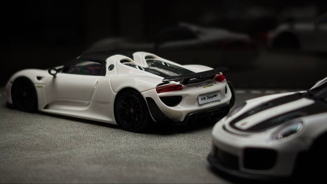 超希少　世界限定199台　BCP×DMH 1/64 ポルシェ 918 ホワイト