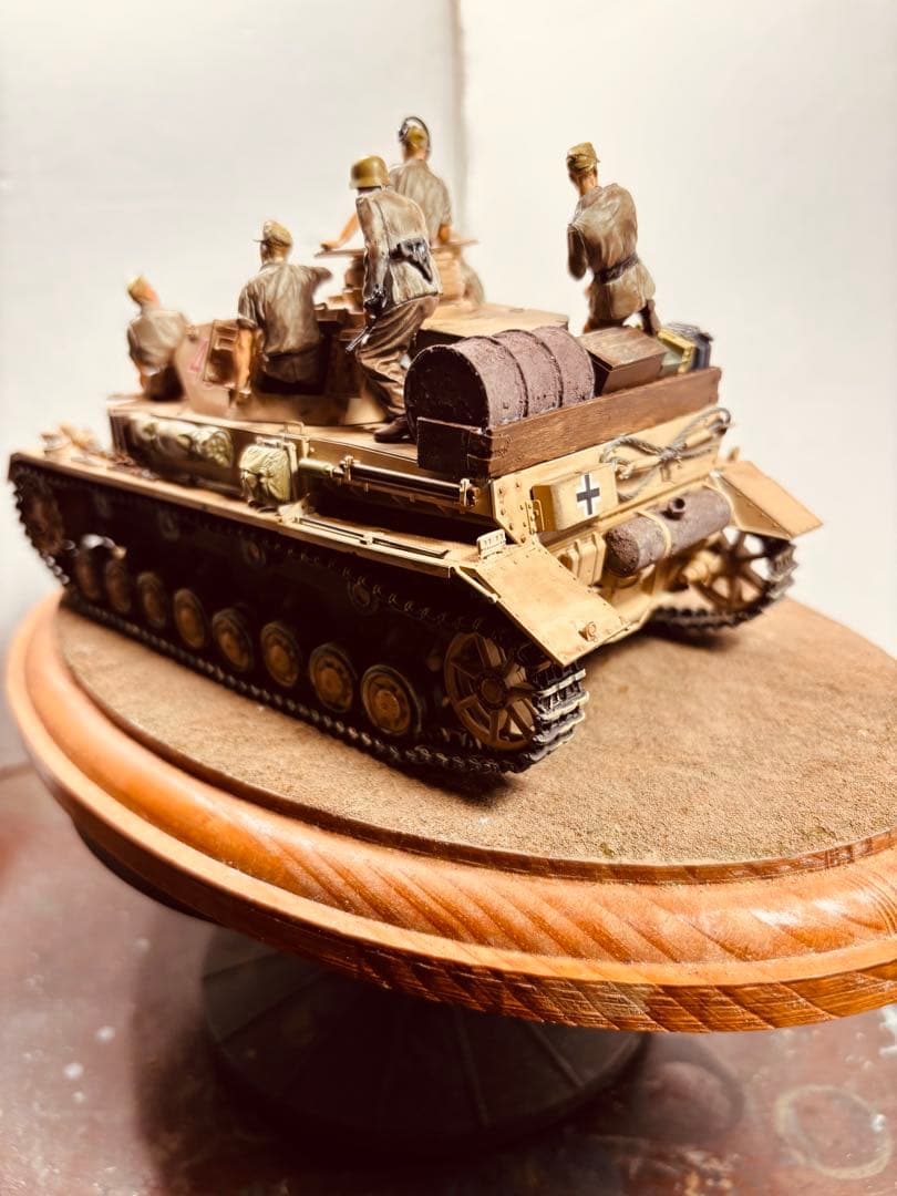 1／35 ドイツアフリカ軍団4号戦車F型