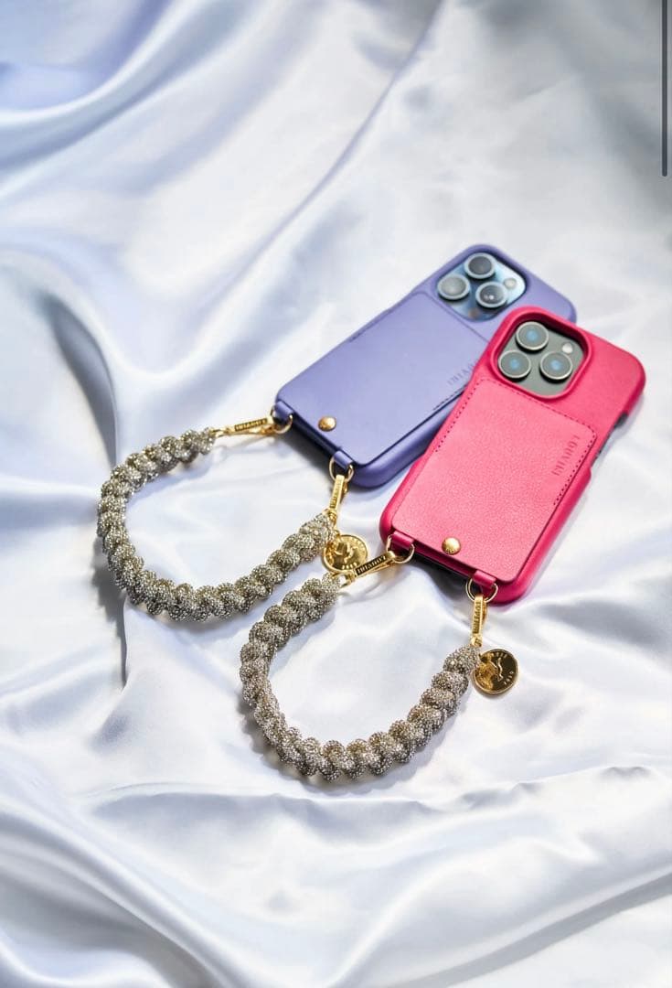 LOUVINI ハンド ストラップ　PETIT SCARLETT