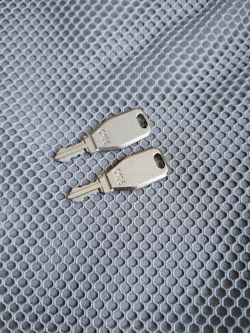 無印良品 バーを自由に調節できる ハードキャリーケース(105L)ネイビー