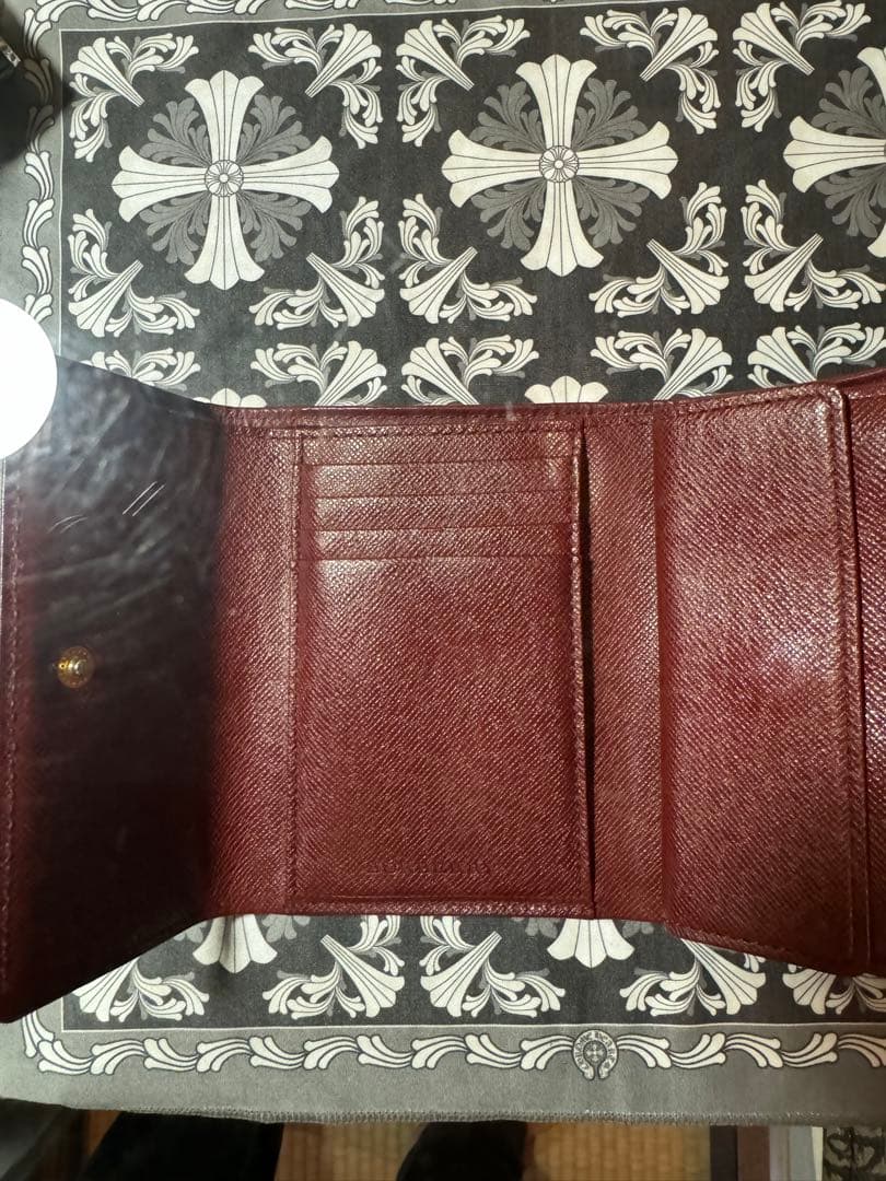 美品BURBERRY 2つ折り財布 ノバチェック ボルドー