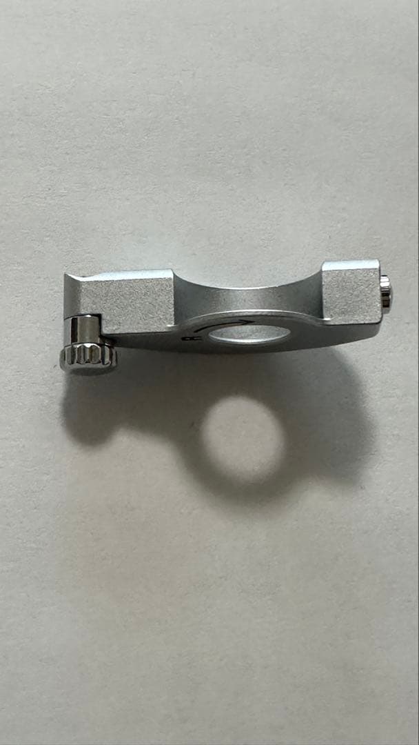 ライカ純正　巻き戻しクランク　ライカMP、M3に適合　シルバー　廃盤品