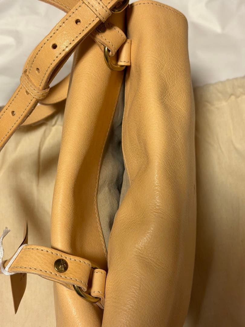 新品未使用 イルビゾンテ ショルダーバッグ ナチュラル