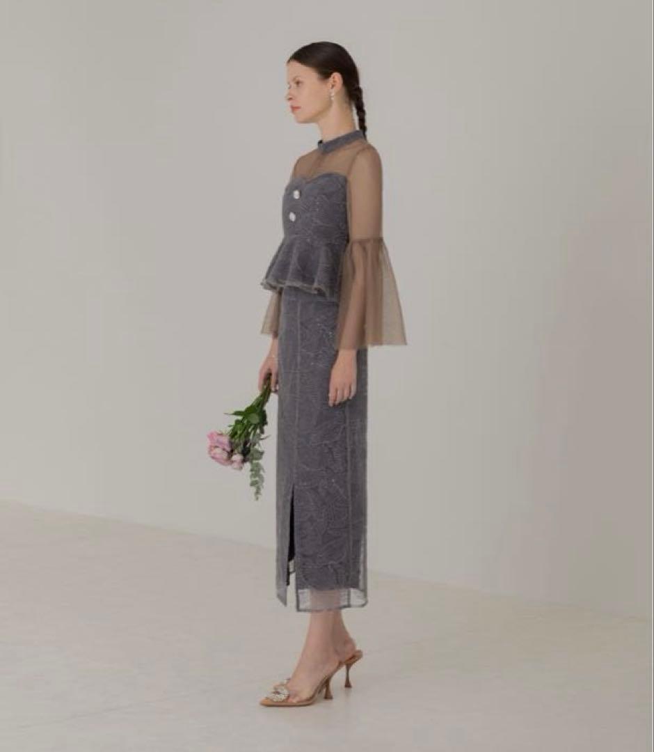 k*︎様 【leja】スパンコールビジューボタンセットアップワンピース グレー